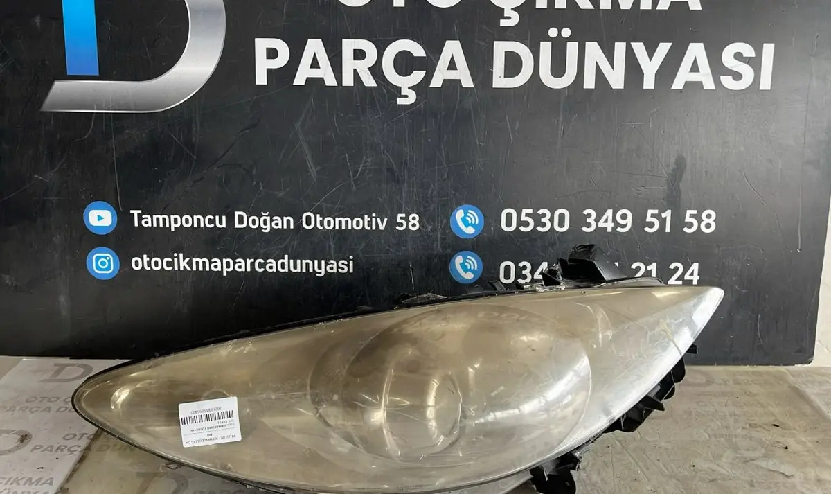 Peugeout 307 Mercekli Sağ Ön Far