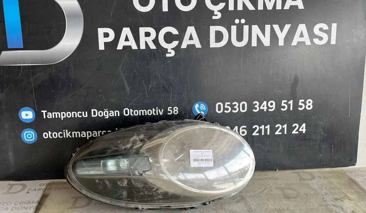 Nissan Micra K12 Sağ Ön Far Çıkma