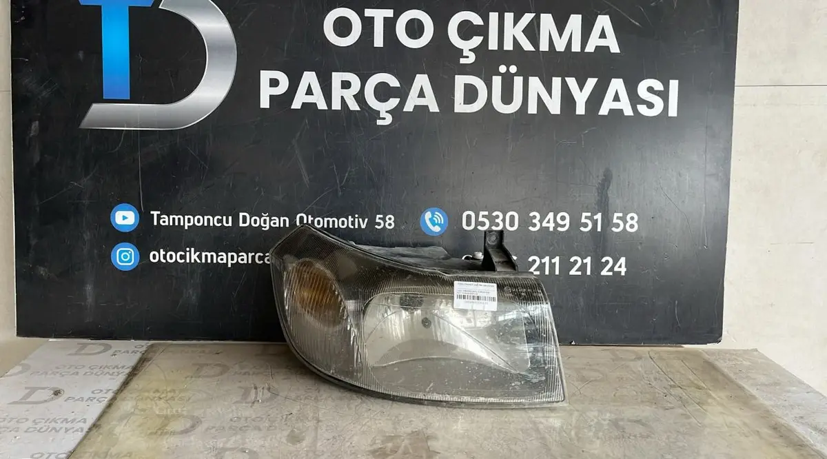 Ford Transit Sağ Ön Far Çıkma