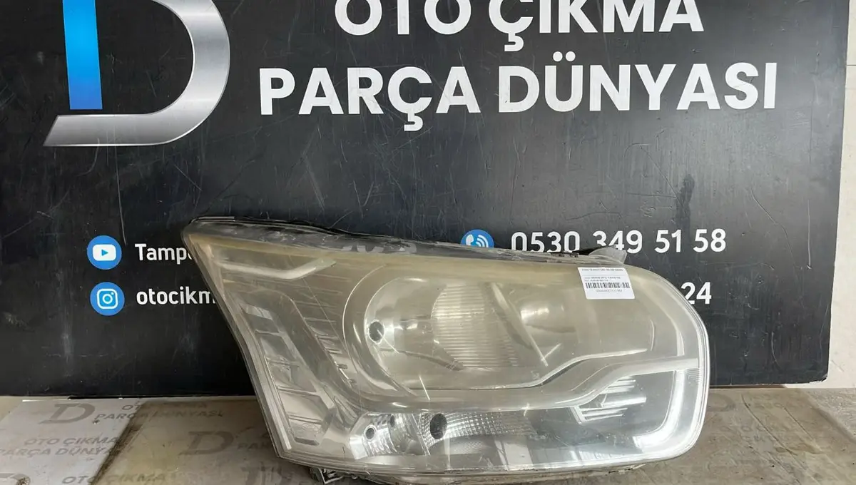 Ford Transit Sağ Ön Far Çıkma