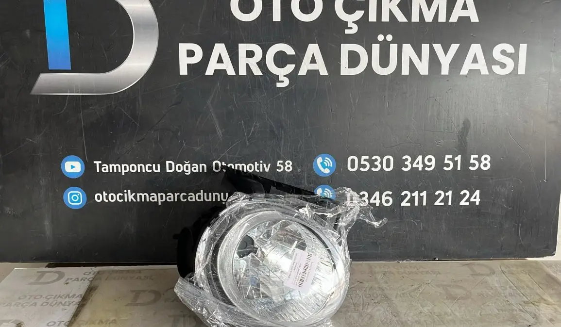 Nissan Juke Sağ Far(Eski Alınan)