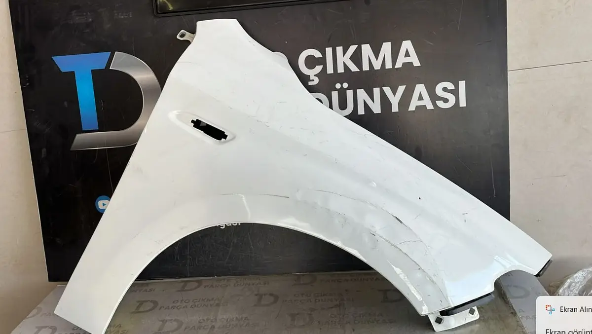 Fiat Sağ Ön Çamurluk