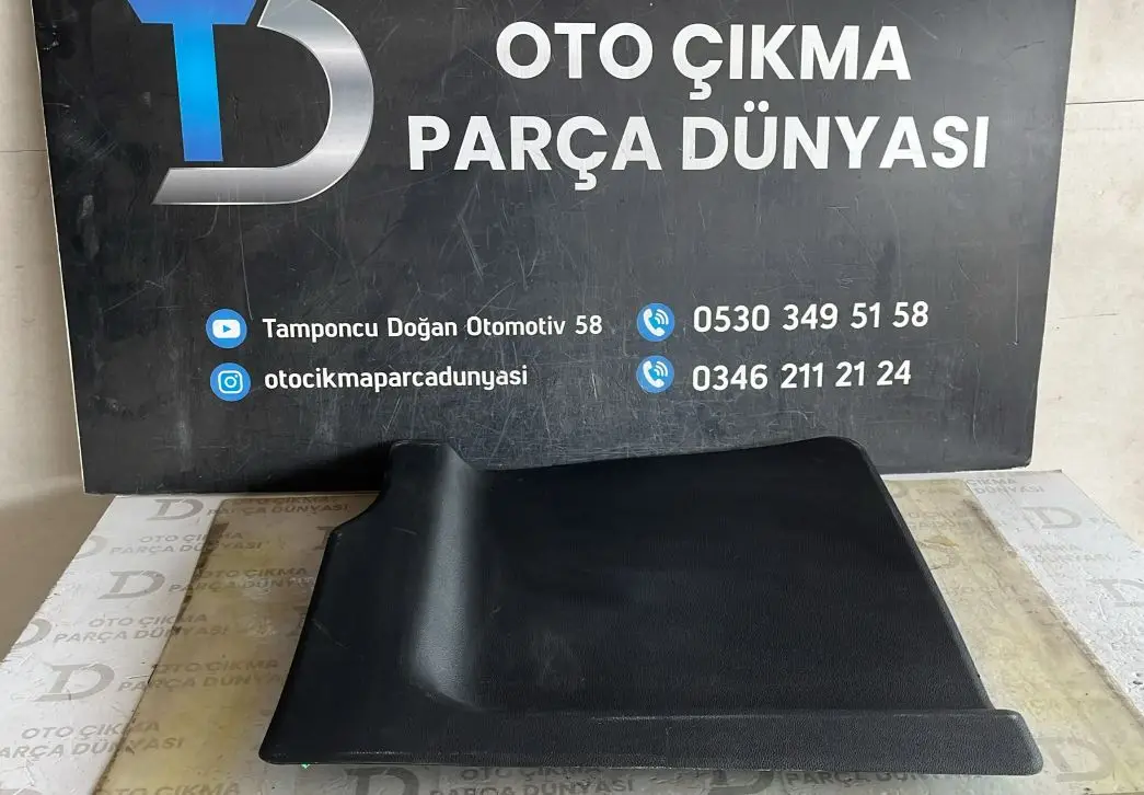 Ford Transit MK8 Sağ Arka Kapı İç Kaplaması
