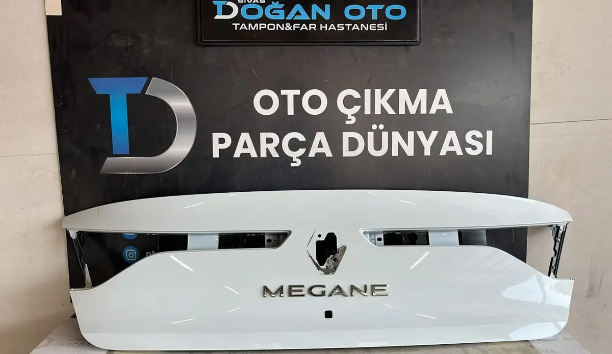 Renault Megan 4 Bagaj Kaplaması Beyaz