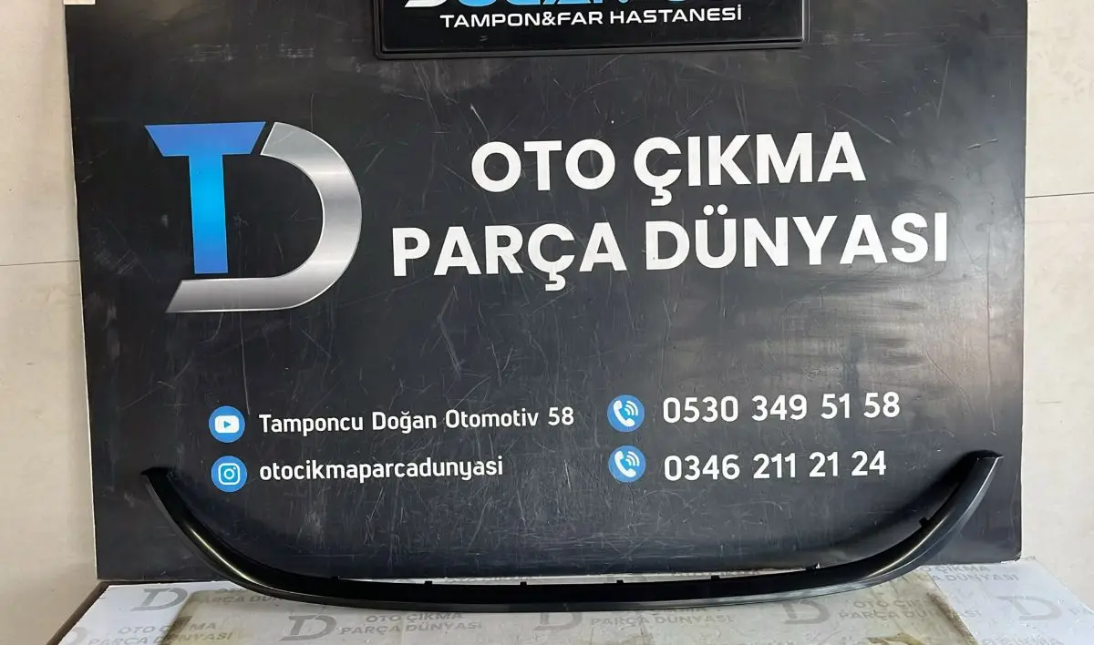 Fiat Egea Ön Panjur Çıtası Siyah Sıfır