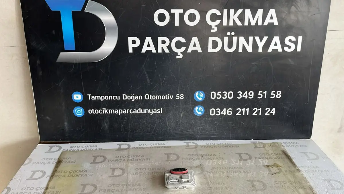 Opel Astra J Far Beyni