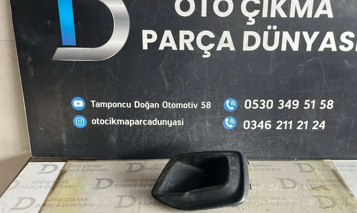 Fiat Fiorino Ön Tampon Sağ Sis Çerçevesi