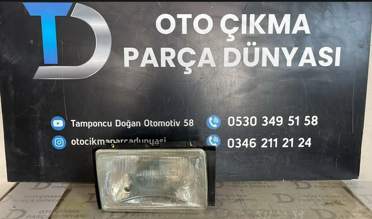Tofaş Murat 131 Sağ Far Orjinal Çıkma