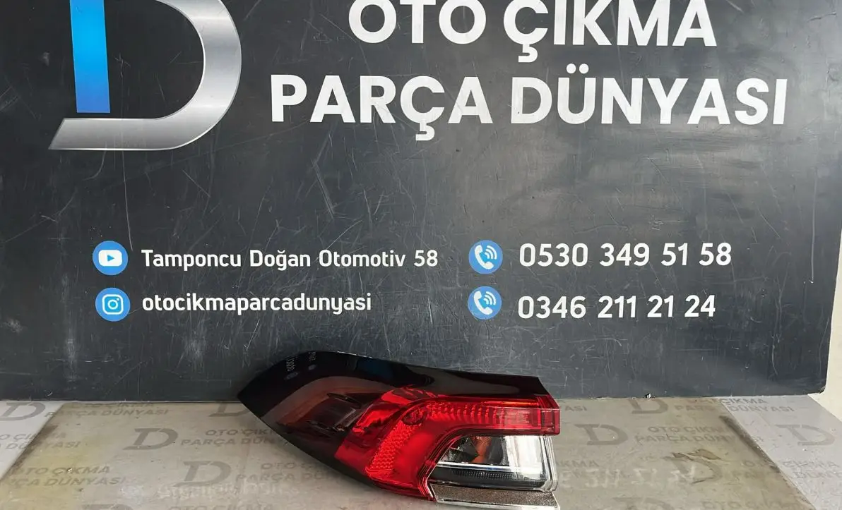 Toyota Corolla Sağ Dış Stop Sıfır Yan Sanayi (19-22)