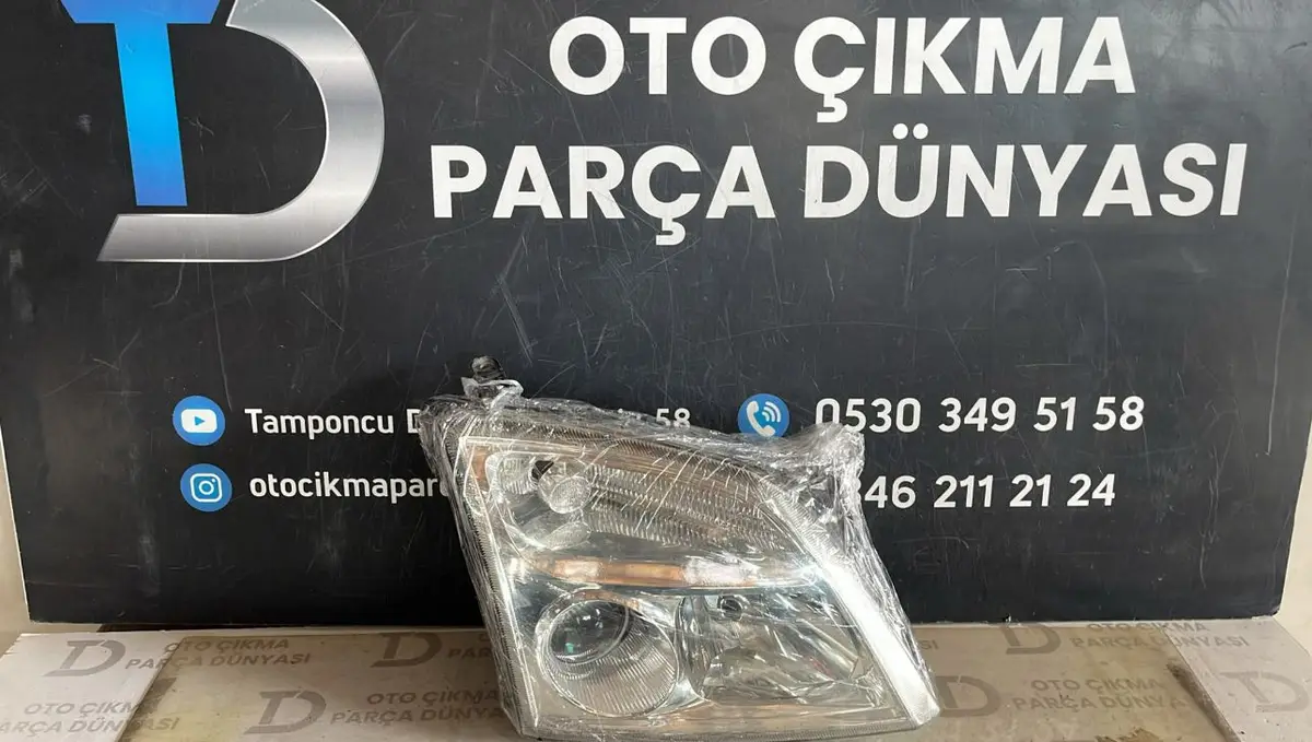 Opel Vectra C Sağ Far Çıkma