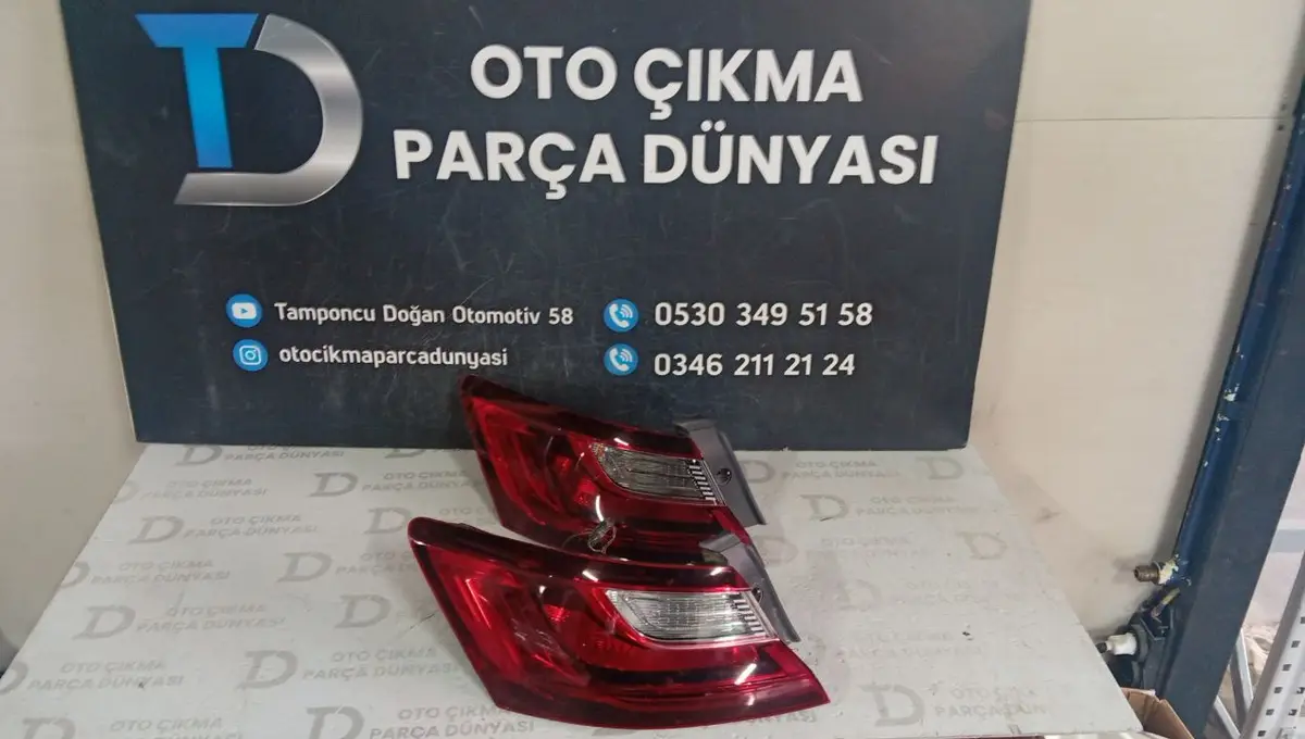 Renault Megane 4 Sol Dış Stop (15-22)