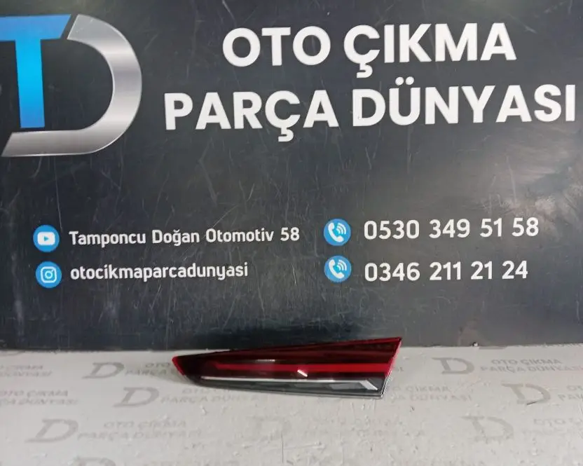 Renault Captur Sağ Arka İç Stop Orjinal Çıkma (20-26)