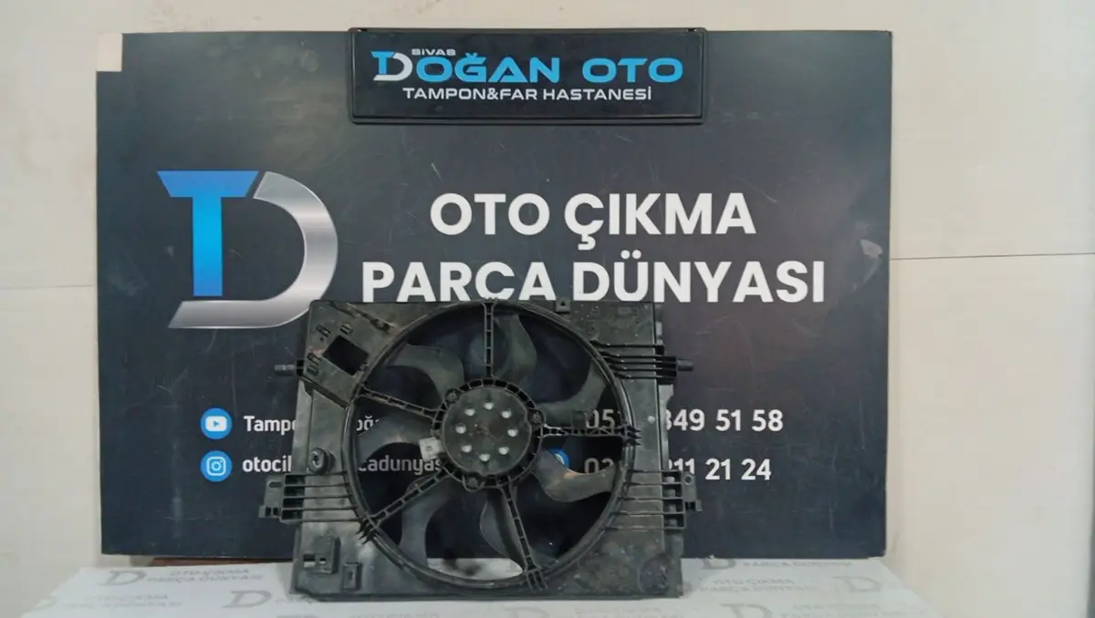 Renault Clio 5 Radyatör Fanı Çıkma Orjinal (19-24)