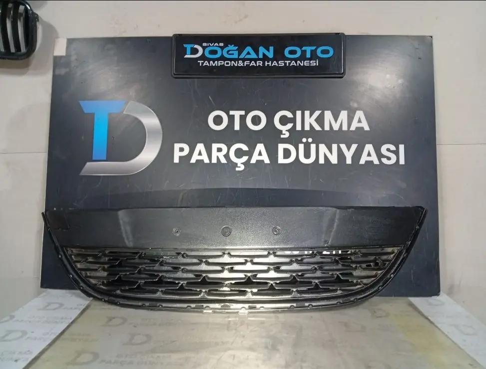 Opel Astra J Ön Panjur Orjinal Çıkma (12-19)