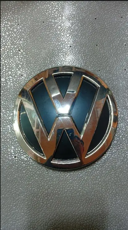 Volkswagen Passat B8 Ön Amblem Sıfır (14-20)