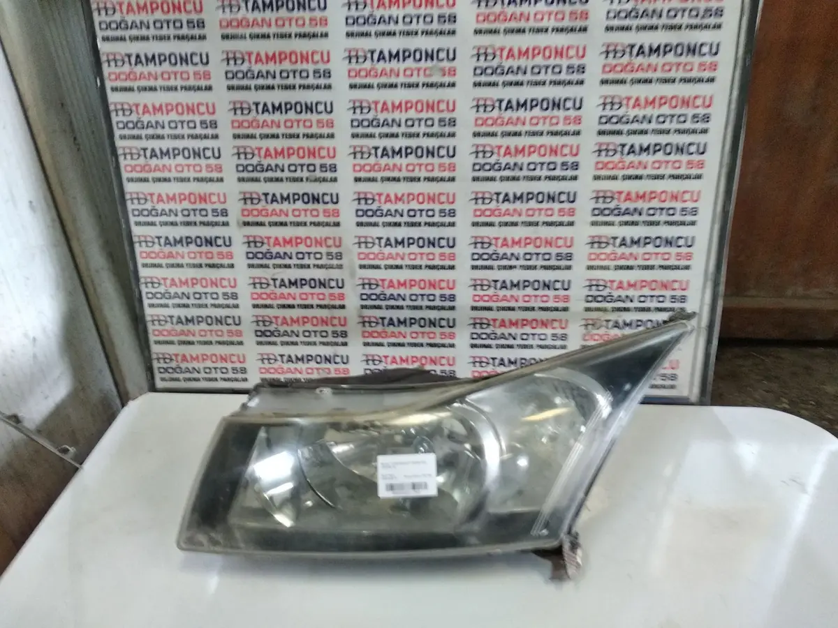 Chevrolet Captiva Sağ Far Orjinal Çıkma 07-11