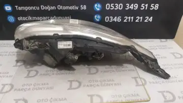 Peugeot 208 Sağ Far 16-19