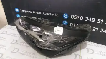 Peugeot 3008 Sol Far -21 Cam Kırık
