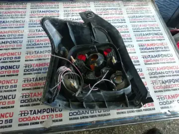 Toyota Avensis Sağ Stop Orjinal Çıkma 04-08