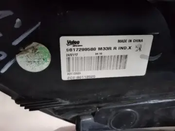 Peugeot 301 Sağ Stop Orjinal Çıkma 17