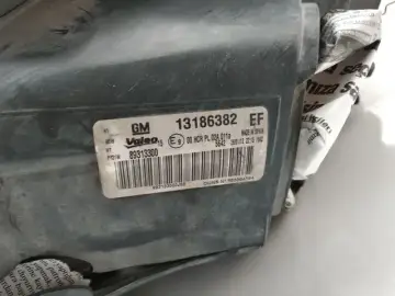 Opel Corsa D Sağ Far 07-10