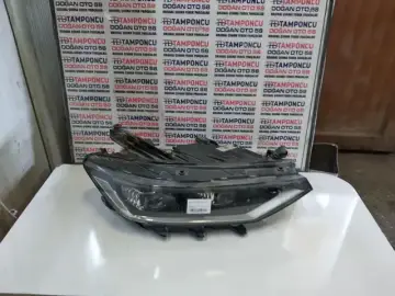 Volkswagen Passat B 8.5 Sağ Far Orjinal Çıkma 20