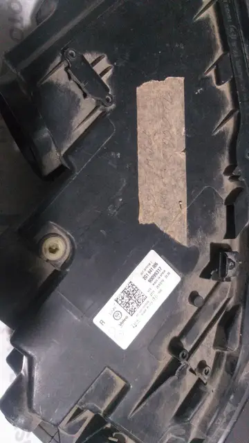 Volkswagen Polo Sağ Far- 18