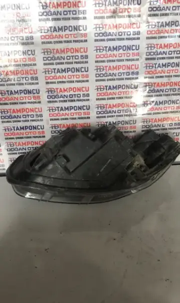 Ford Courier Sağ Far Siyah 14-18