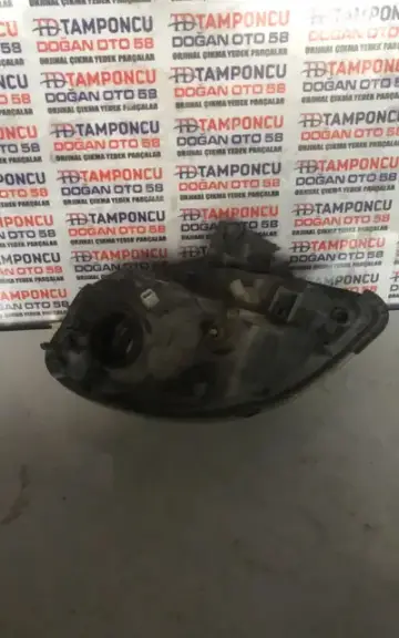 Renault Clio Sağ Far Orjinal Çıkma