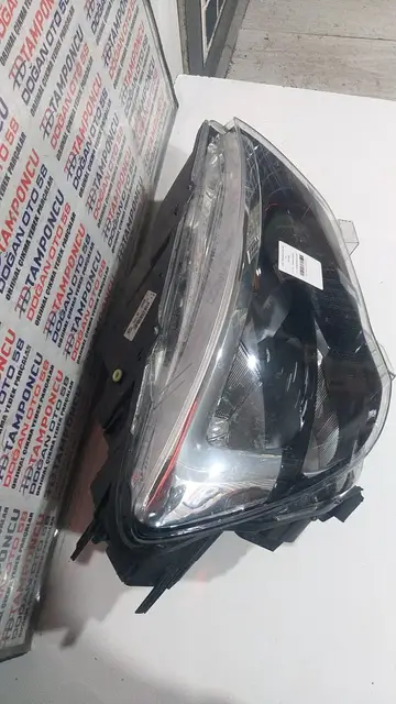 Opel Combo Sağ Far -23