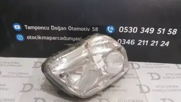 Dacia Duster Sağ Far 10-13 Kasa Kırık