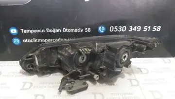 Nissan Qashqai Sağ Far 17-21