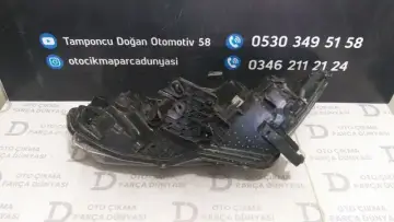 Nissan Qashqai Sağ Far 17-21