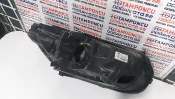 Ford Courier Sol Far Siyah 14-18