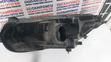 Ford Courier Sağ Far Siyah 14-18