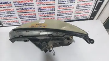 Ford Focus Sağ Far 98-04