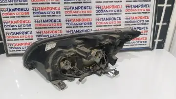 Ford Focus Sağ Far 04-08
