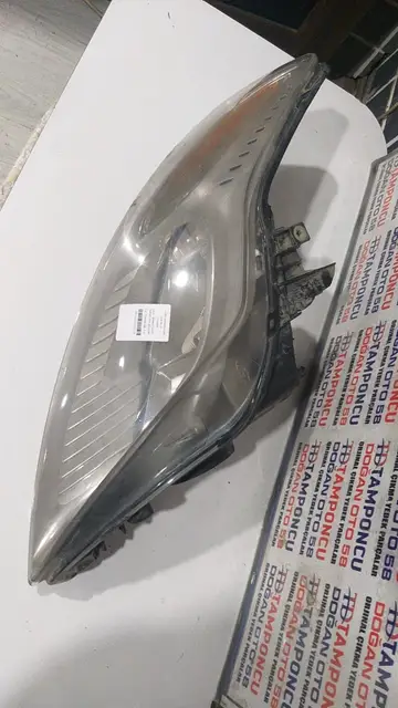 Ford Mondeo Sağ Far 08-12