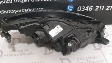 Peugeout 2008 Sol Far 20-23-Cam Çatlak