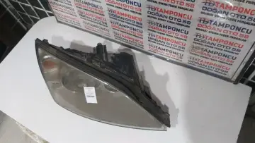 Ford Mondeo Sağ Far 01-07