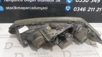Renault Megane 2 Sağ Far 05-09