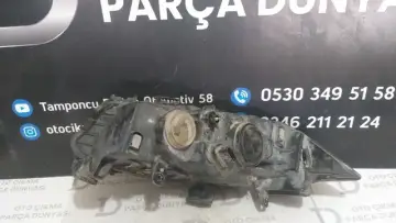Renault Megane 2 Sağ Far 02-09