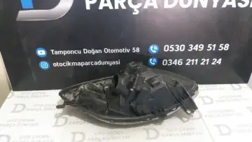Toyota Yaris Sol Far 07-10