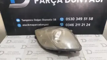Toyota Yaris Sağ Far 07-10