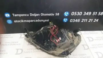 Toyota Yaris Sağ Far 05-07
