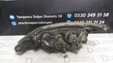 Nissan Qashqai Sağ Far 14-17