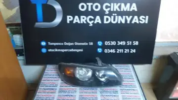 Nissan Almera Sağ Far 03-07