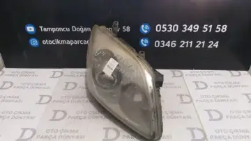 Toyota Avensis Sağ Far 03-08