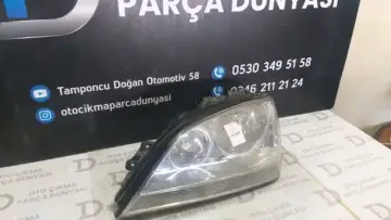 Kia Sorento Sol Far 02-06