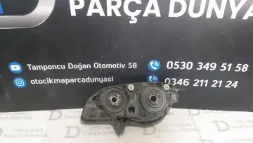 Toyota Corolla Sağ Far 99-02